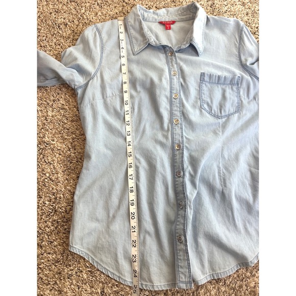Guess Los Angeles Women Light Wash Denim Button Down Shirt Normcore Minimalist M - Picture 10 of 11
